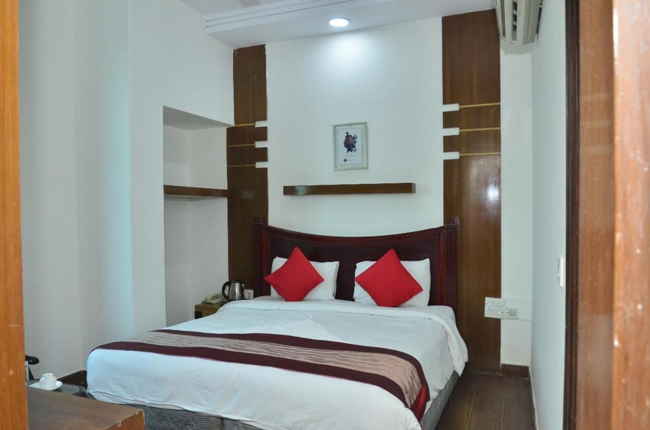 גורגאון Ddr Hotel Residency מראה חיצוני תמונה