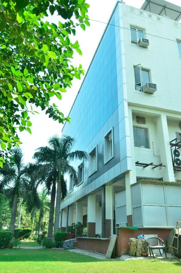 גורגאון Ddr Hotel Residency מראה חיצוני תמונה