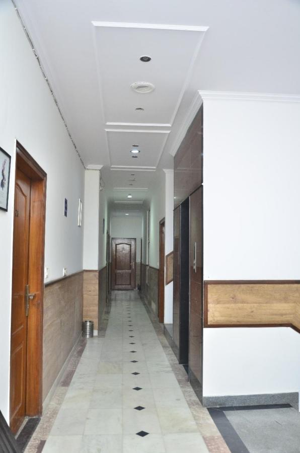 גורגאון Ddr Hotel Residency מראה חיצוני תמונה
