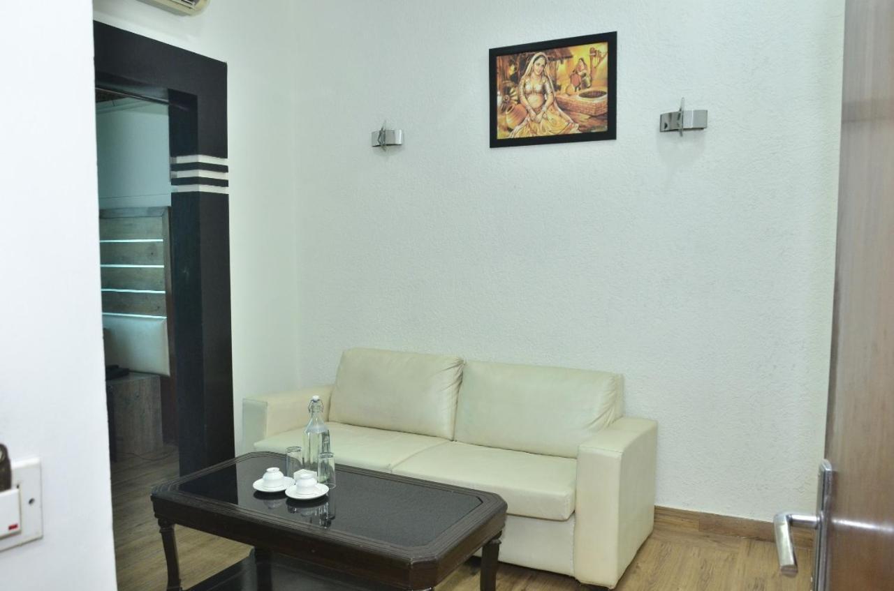 גורגאון Ddr Hotel Residency מראה חיצוני תמונה
